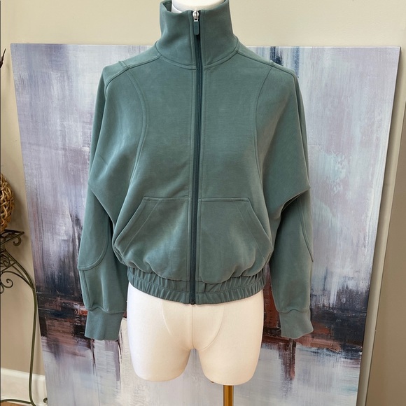 lululemon athletica Jackets & Blazers - Lululemon brushed soft stream jacket size 4